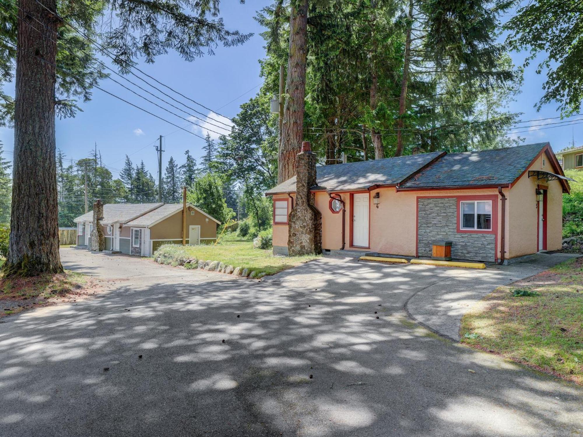 Malahat Bungalows Motel Exteriér fotografie